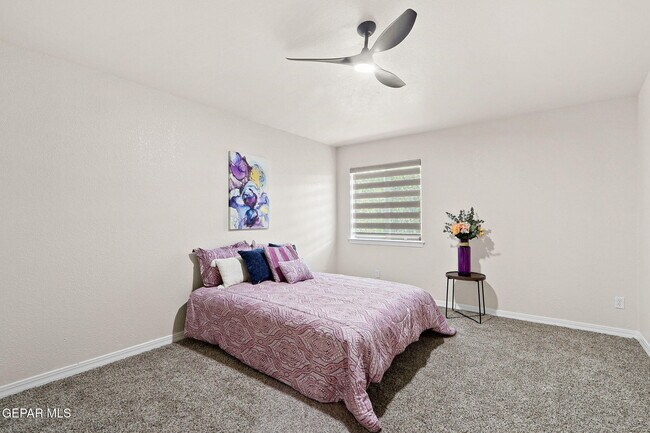 Building Photo - 3121 Tierra Paola Ln