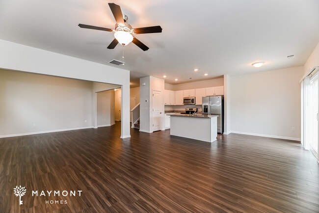 Building Photo - 376 Augustine Dr