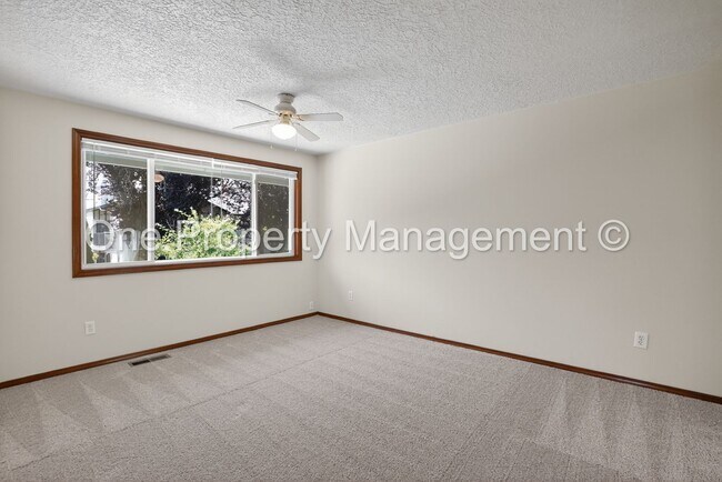 Building Photo - 614 SE 130th Ct