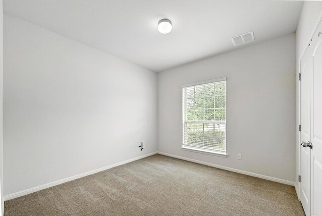 Building Photo - 2344 Broken Wagon Dr