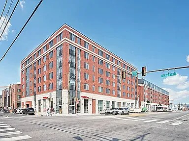 Building Photo - 2235 Washington Ave