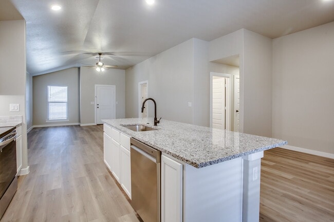 Building Photo - Like New Construction in Cooper District!