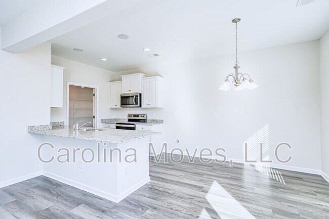 Building Photo - 312 Trail Branch Ct