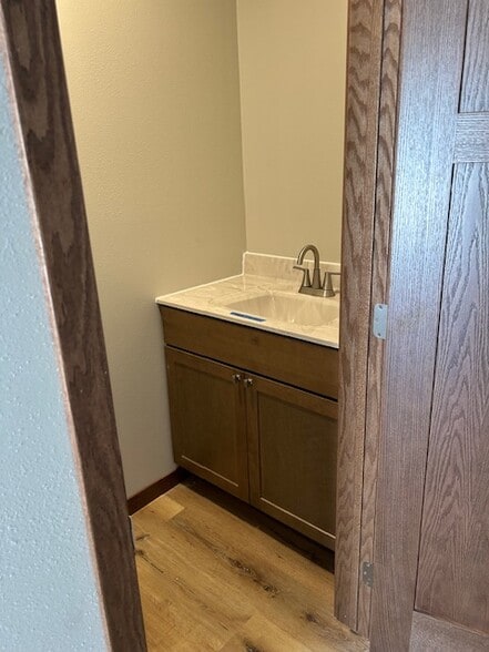 1/2 Bath - Main Floor - 4815 W 5th St