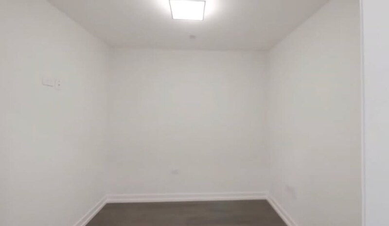 Building Photo - 749 N Hudson Ave