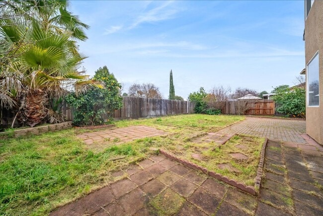 Building Photo - 9615 Harvest View Way