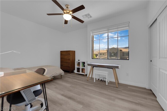 Building Photo - 608 Highland Bluff Way