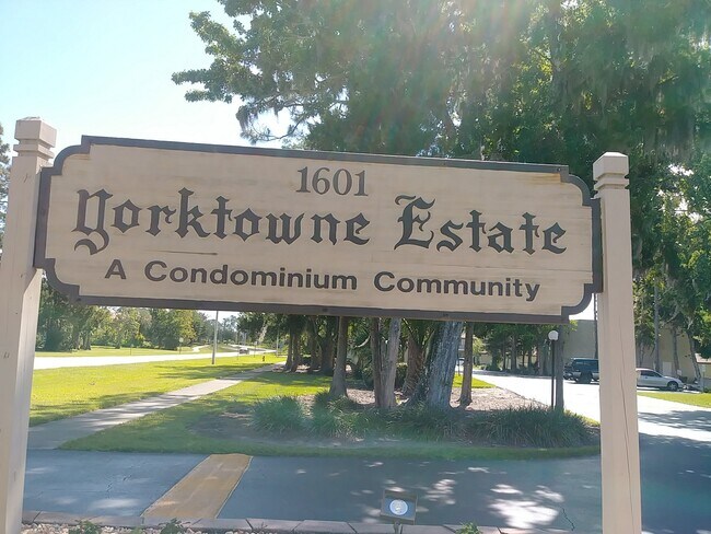 Building Photo - 1601 Big Tree Rd