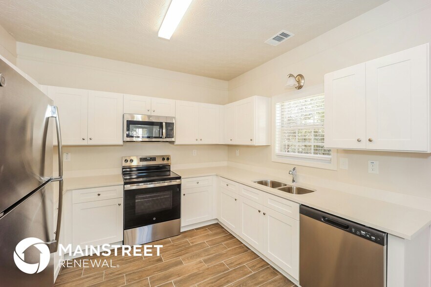 Building Photo - 50 Autumn Ct