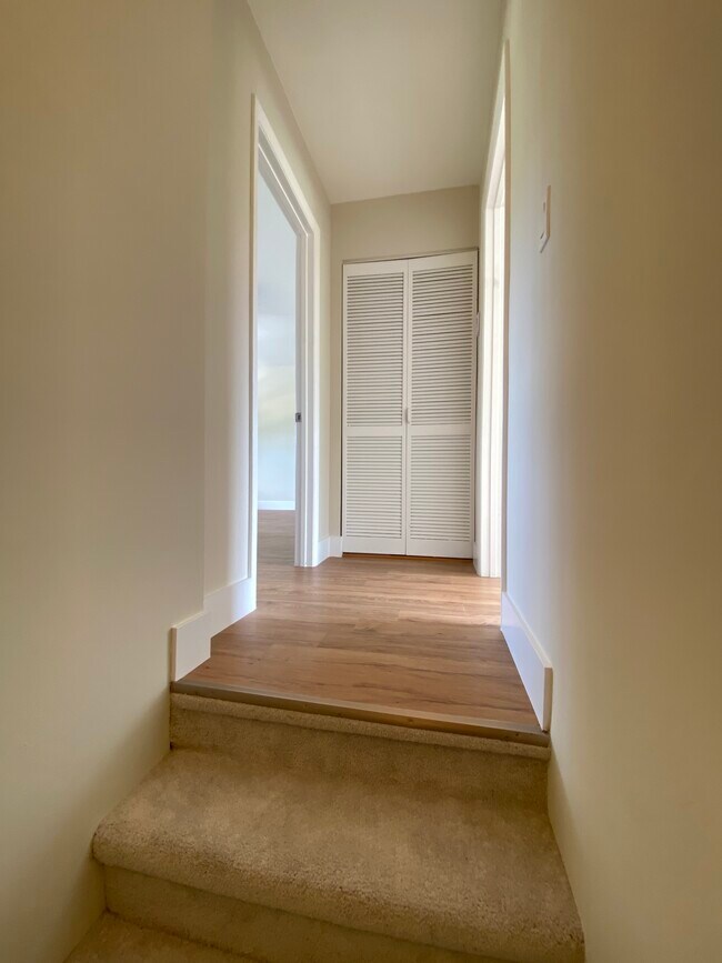 Building Photo - 1835 SW 81st Ave