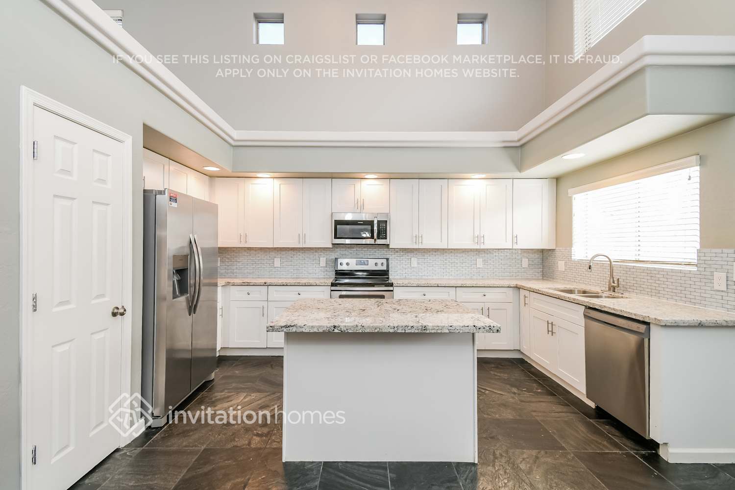 Building Photo - 10729 E Pampa Ave