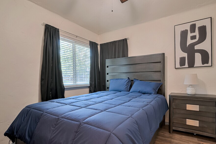 Building Photo - 30411 Arborg Dr