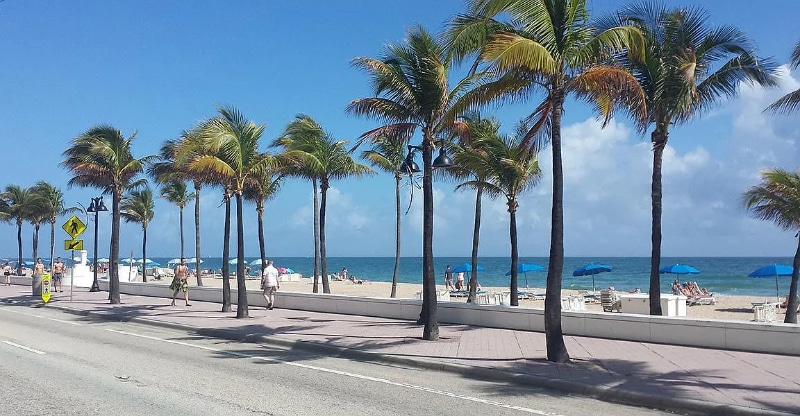 Building Photo - 1568 NE 45th St