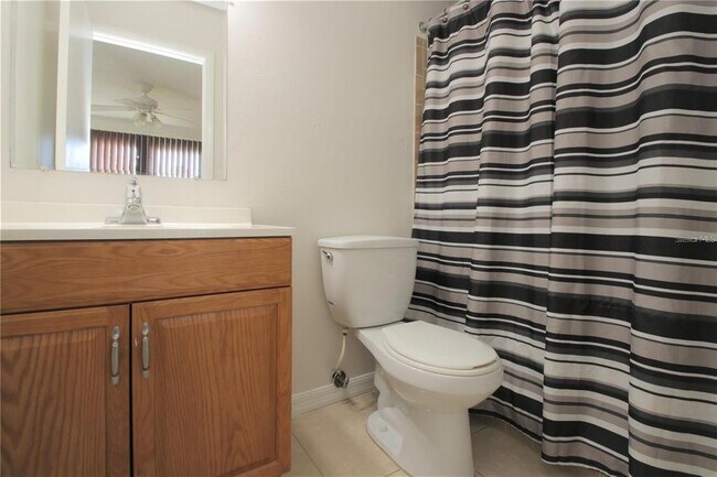 Building Photo - 215 Dorchester Square