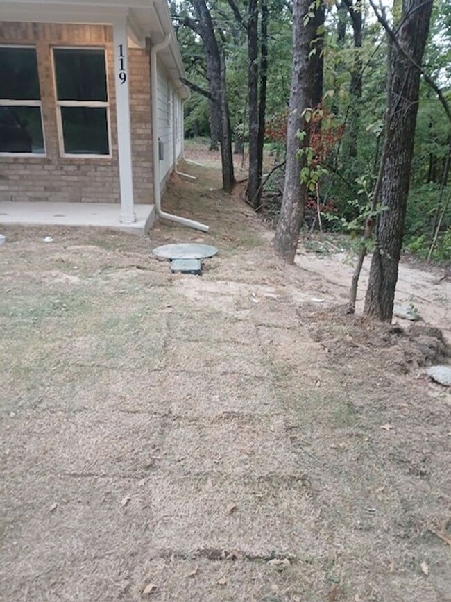 Building Photo - 119 Bluebonnet Dr