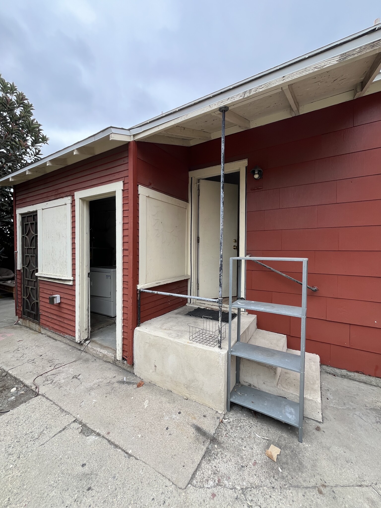 Building Photo - 4510 North Figueroa Street