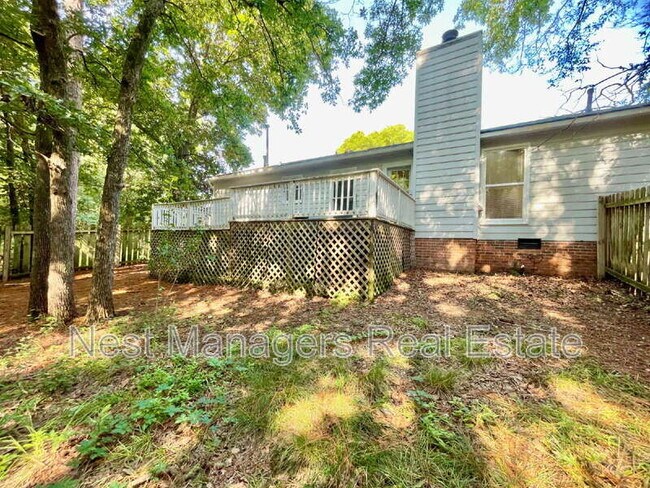 Building Photo - 1505 Diamond Rd
