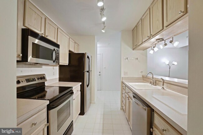 Building Photo - 4124 Monument Ct