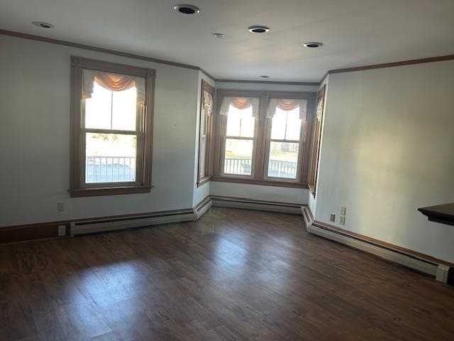 Building Photo - 47 Main St