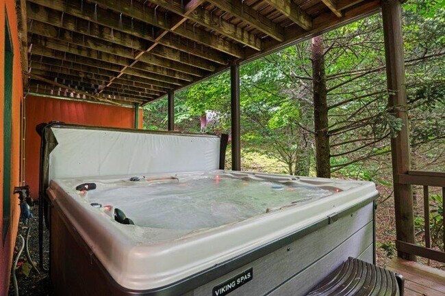 Building Photo - 49 Dandelion Ln