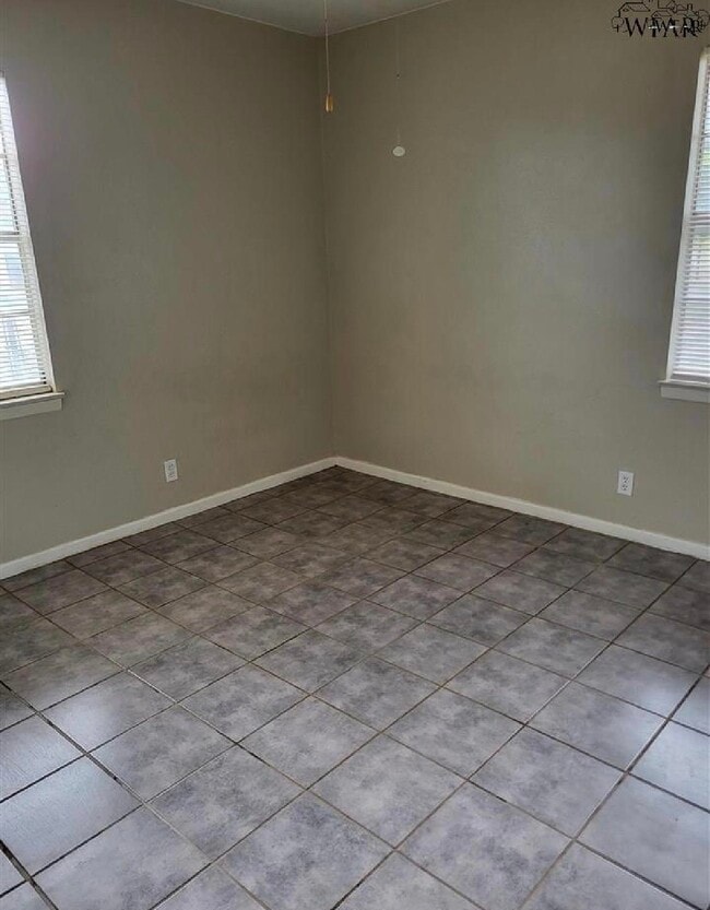 Building Photo - 1408 Deville St