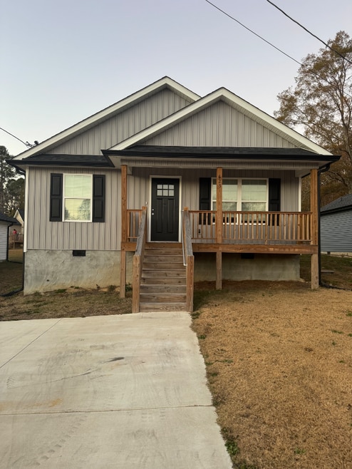 Building Photo - 623 Fondel Ln