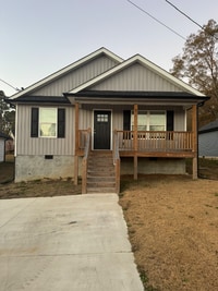 Building Photo - 623 Fondel Ln