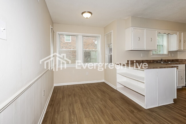 Building Photo - 3800 James Rd