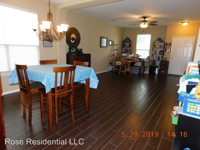 4 Br 2 5 Bath House 534 Red Nest Quill San Antonio Tx 4 Br 2 5 Bath House 534 Red Nest Quill