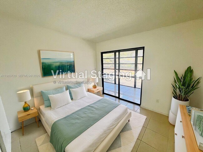 Building Photo - 9743 W McNab Rd