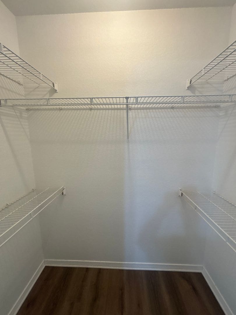 Building Photo - 1701 SW Elington St