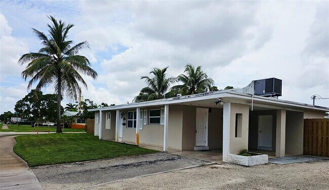 Building Photo - 3490 SW 19th St