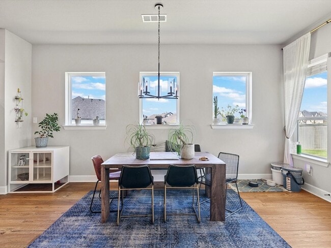 Building Photo - 2240 Lazy Dog Ln