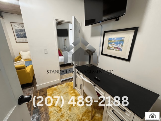 Building Photo - Fully Furnished 4 Bed Single Family House ...