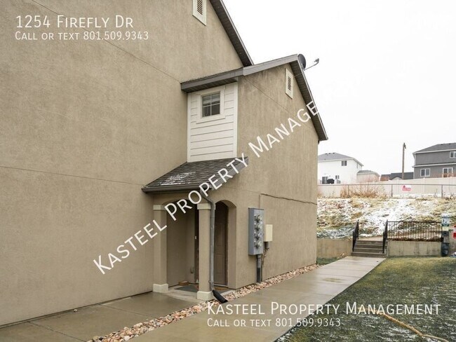 Building Photo - 1254 Firefly Dr