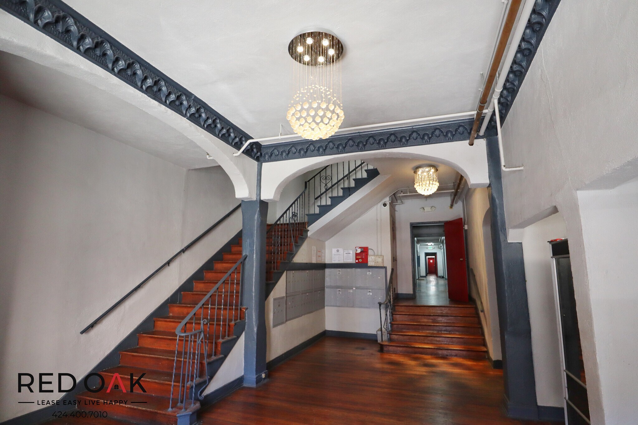 Building Photo - 687 Shatto Pl