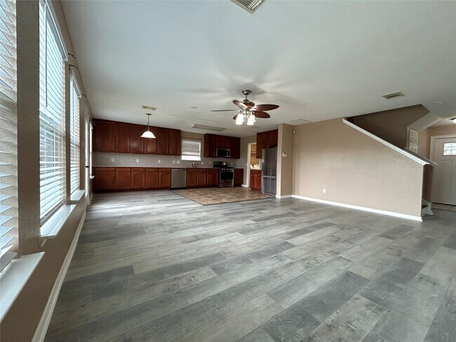 Building Photo - 6139 Springbrook Garden Ln