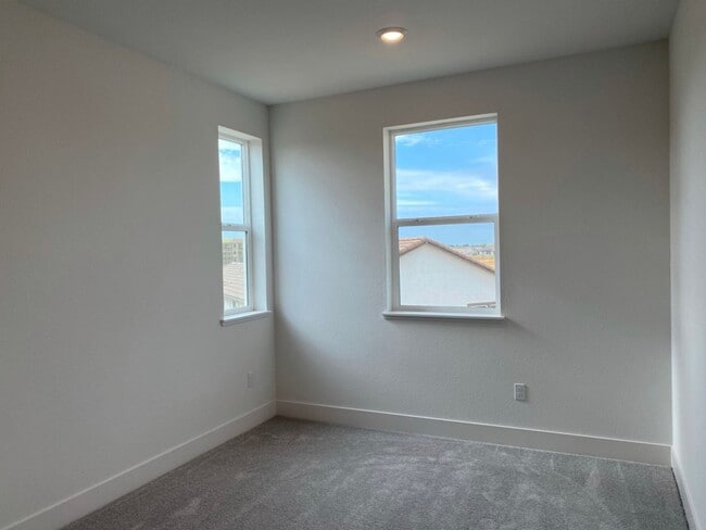 Building Photo - Gorgeous New Build with Solar Located in E...