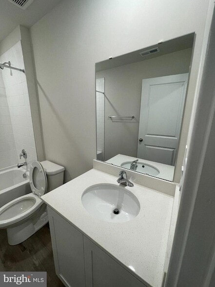 Building Photo - 10622 Meridian Hill Way