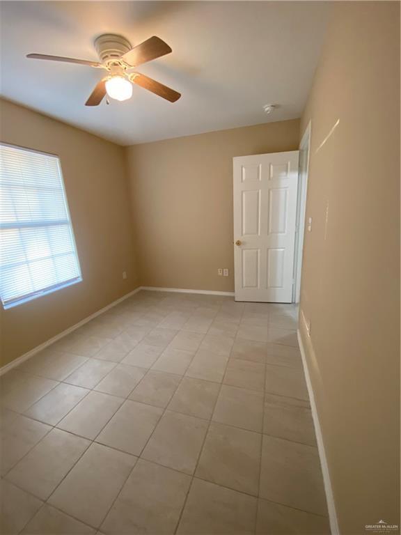 Building Photo - 10 Pine St