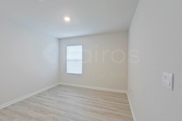 Building Photo - 118 Metalmark Dr
