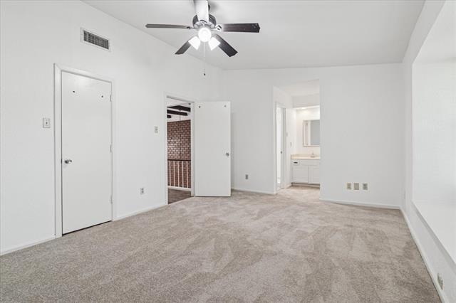 Building Photo - 1302 Summerwood Ln