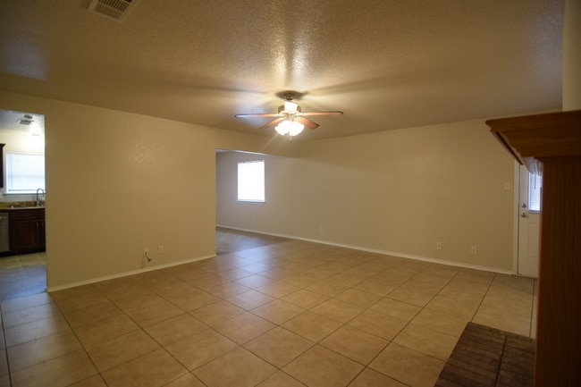 Building Photo - 3509 John Haedge Dr