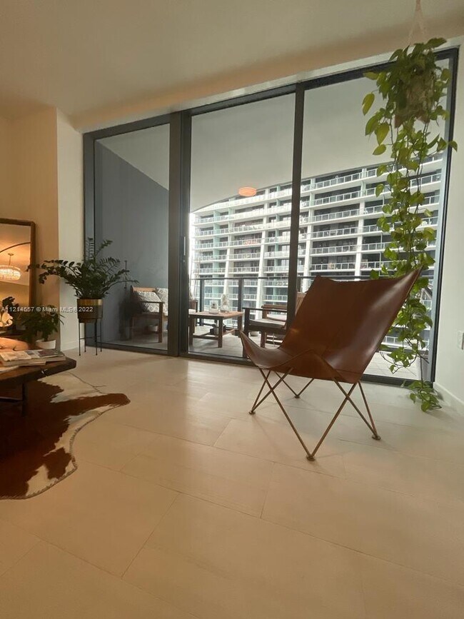 Building Photo - 1000 Brickell Plaza