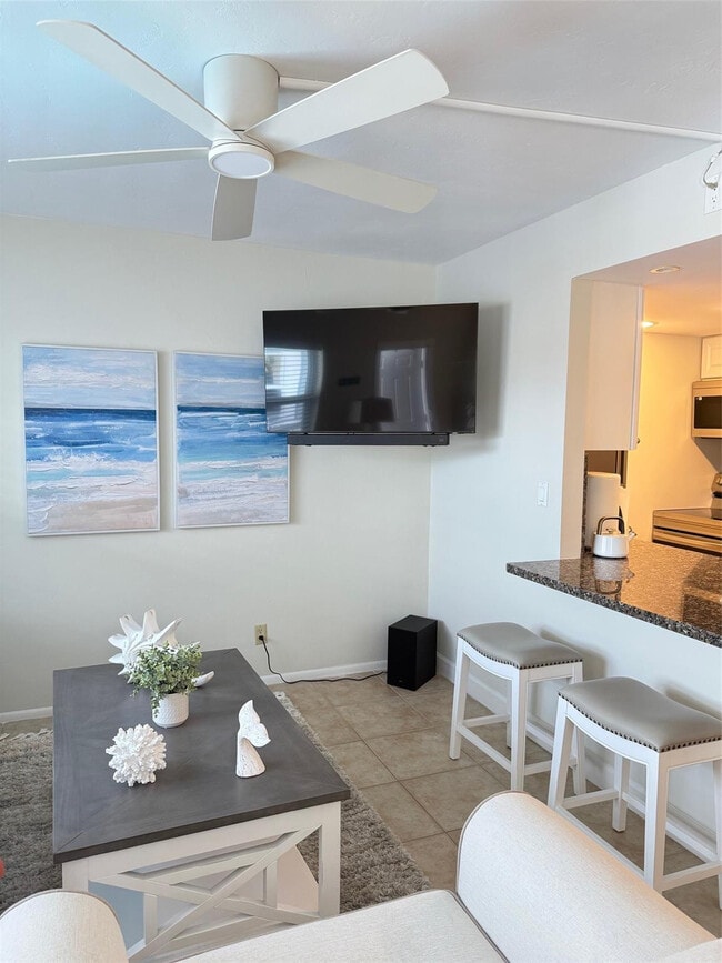 Building Photo - 4658 Bougainvilla Dr