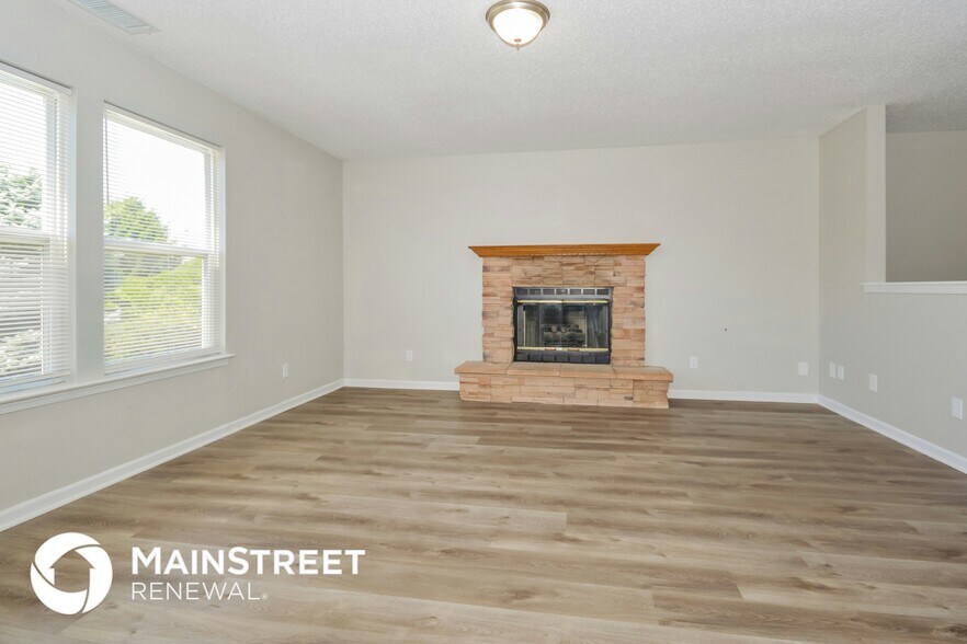 Building Photo - 9235 Delphi Ct