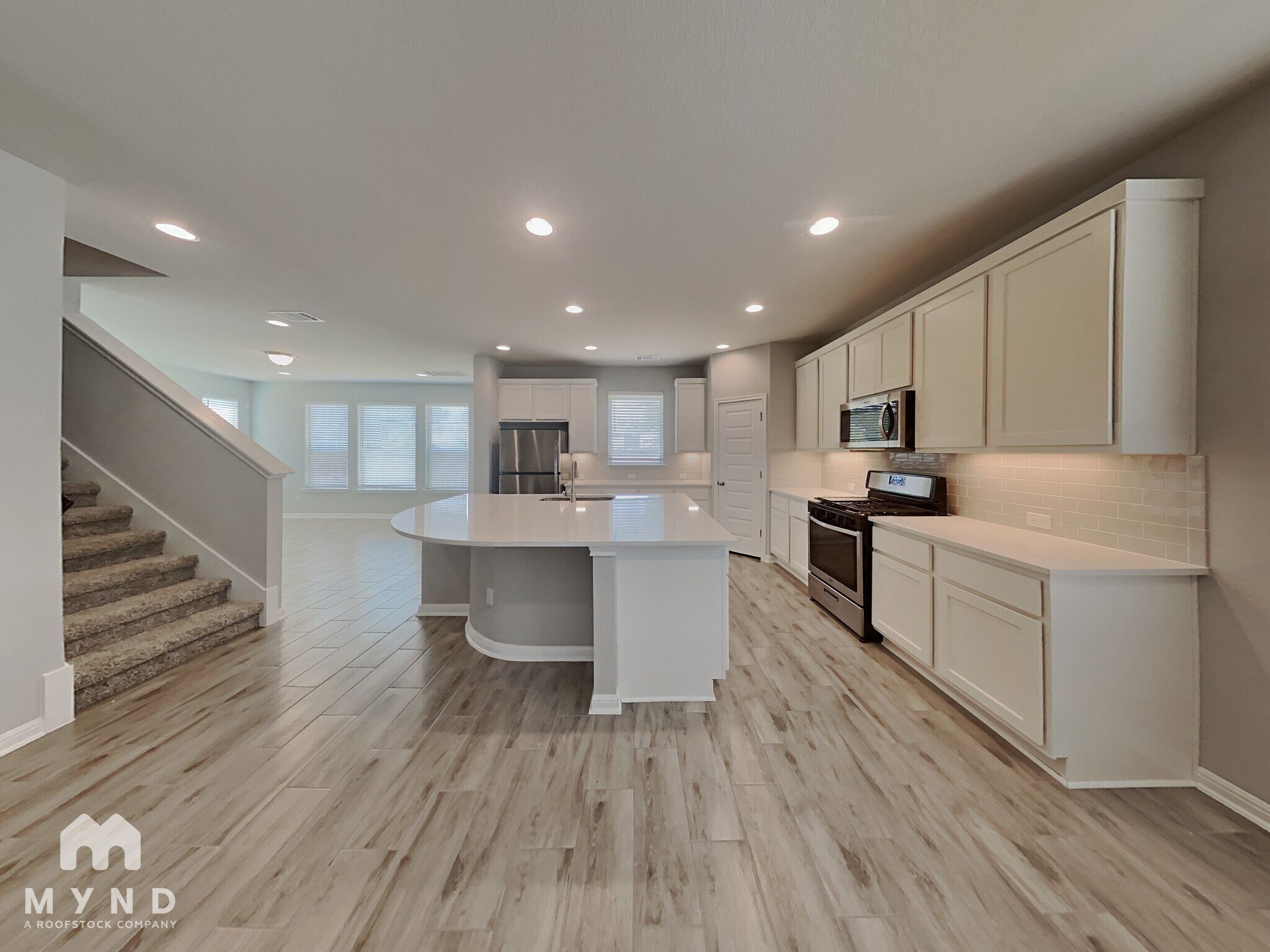 Building Photo - 705 Hays Hill Dr