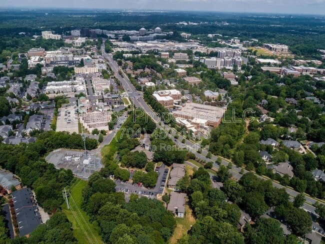 Building Photo - 3526 Colony Crossing Dr