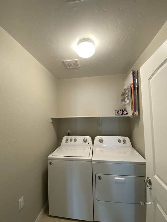Building Photo - 1180 Coventry Dr