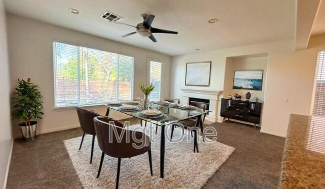 Building Photo - 7 Southern Hills Dr